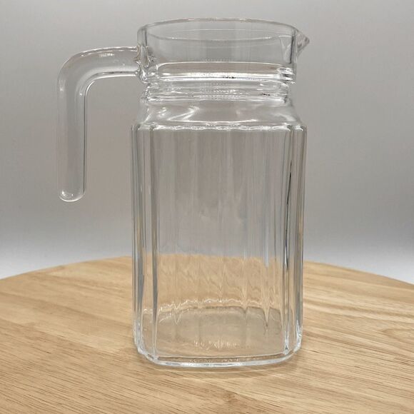 VINTAGE 1940s ARC FRANCE REFRIGERATOR CLEAR GLASS MILK,JUICE,WATER PITCHER - Picture 4 of 9